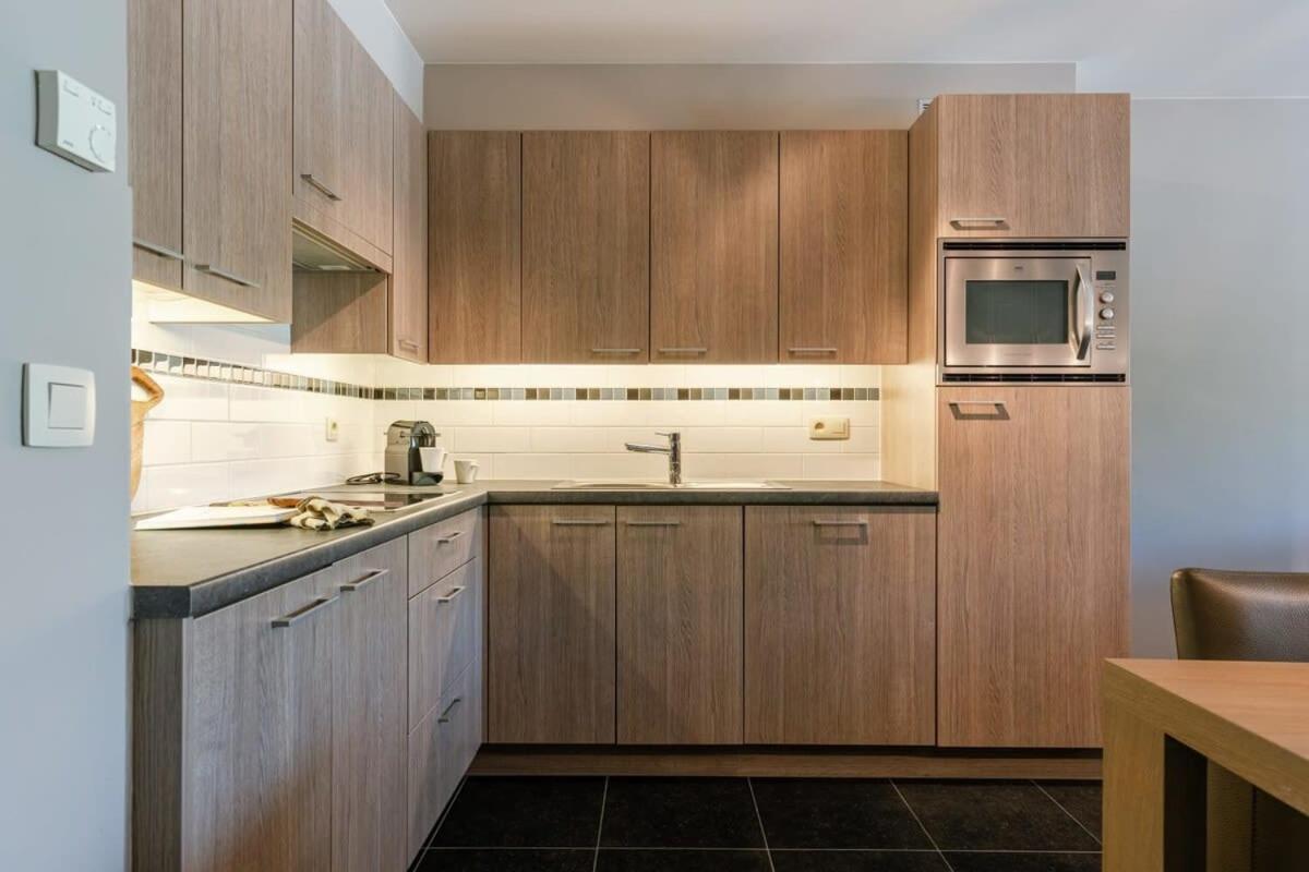 Huswell - Bright Apartment With Parking Near The Beach Bredene Eksteriør bilde