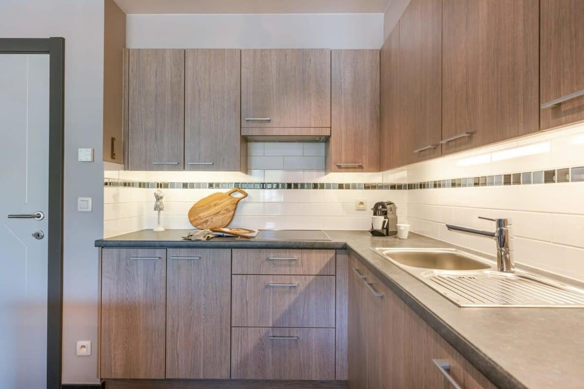 Huswell - Bright Apartment With Parking Near The Beach Bredene Eksteriør bilde
